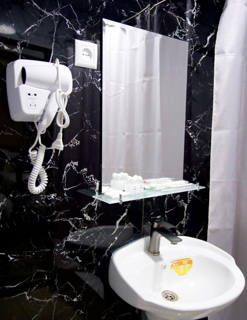 Amor Fati Hotel Toshkent 塔什干 外观 照片